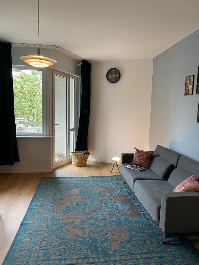 Beautiful Apartment With Balcony Берлін Екстер'єр фото