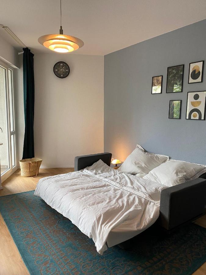 Beautiful Apartment With Balcony Берлін Екстер'єр фото